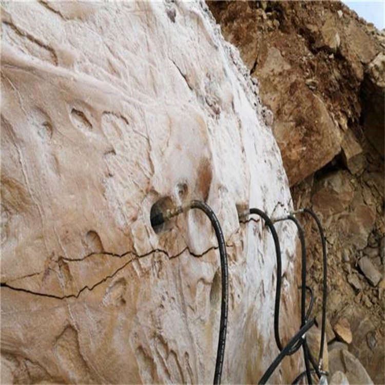 ZDLHPLJ-025 手持式岩石劈裂机操作方法 开隧道专用工具分裂机