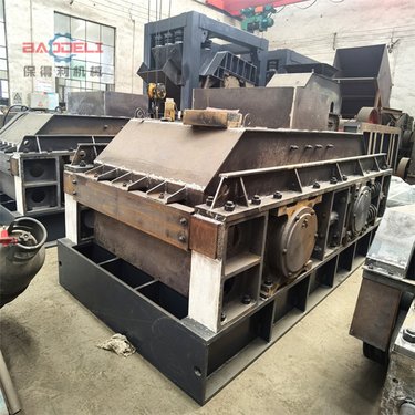 高锰钢对辊式破碎机 鹅卵石液压对辊粉碎机 辊式制砂机
