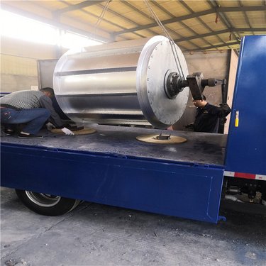 智天_铁矿干式磁选机_筒式半逆流_强磁磁滚筒