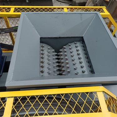 可以把煤炭粉碎成小块的设备 双齿辊破碎机 过粉率低成品粒型好