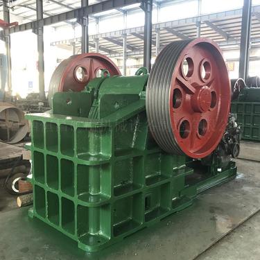 矿山选矿设备大型颚式破碎机生产线 铁矿石磕石机 一体式机老虎口