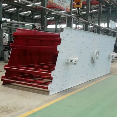 矿用鹅卵石三层振动筛 砂石煤炭分选筛 电动直线筛砂机