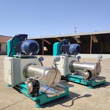 胜龙供油墨分散实验室涂料磁粉铁氧体感光胶片卧式砂磨机