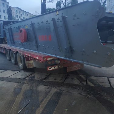 直线重型振动筛 石料筛分设备 裕顺 沙石分离 结构合理激振力强