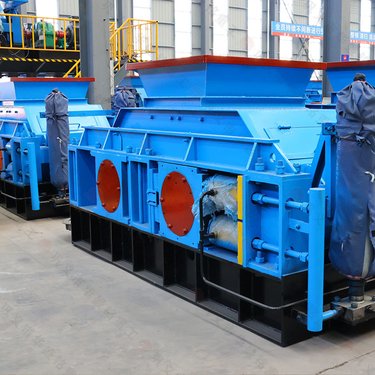 双辊粉碎机 液压对辊式煤炭破碎机 800x1000对辊机设备页岩石制砂