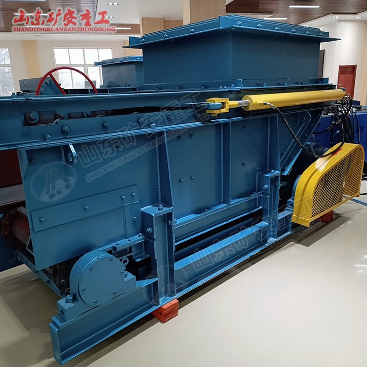 GLL3300/22矿用链式给料机 给料量3000t/h抗砸耐磨链板式给煤机