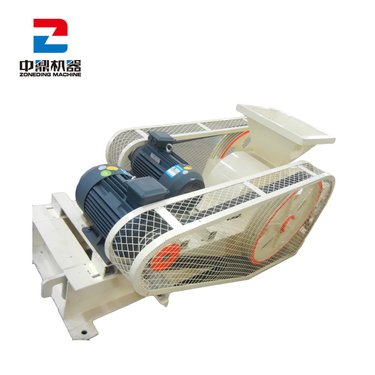 槽辊对辊机 对辊破碎机 移动齿辊粉碎机定制 中鼎机器