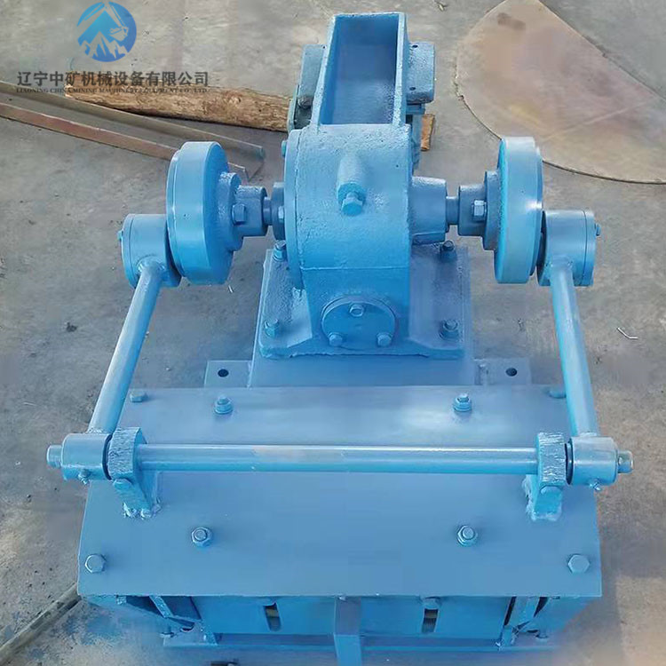 摆盘皮带式输送机 矿石物料给矿机 摆式给料机 可调节给矿设备寿命长