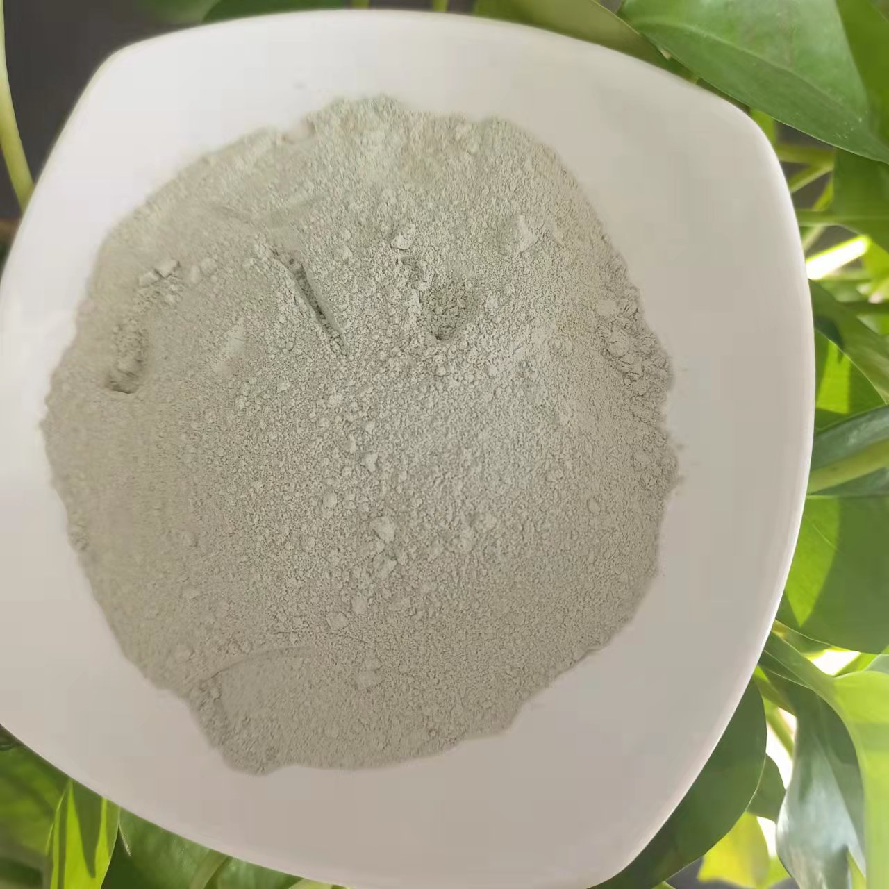 橡胶及塑料绢云母 它属于具有层状结构的硅酸盐矿物质 万竹矿业