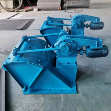 大颗粒矿石干矿摆式给矿机 煤炭给料机 料仓定量摆杆式取料机 喂料机