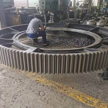 格子型球磨机端盖，中空轴，衬板,大齿圈,更换及维修,齿数245