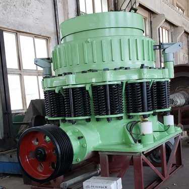 新型 复合圆锥破碎机 液压矿石子粉碎机 华天重型机械专供 实力商家