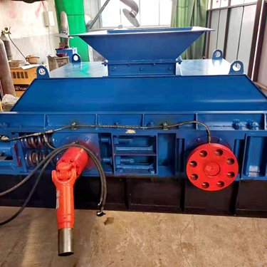 250*400小型对辊破碎机 弹簧双滚粉碎机 大型液压双辊制砂机