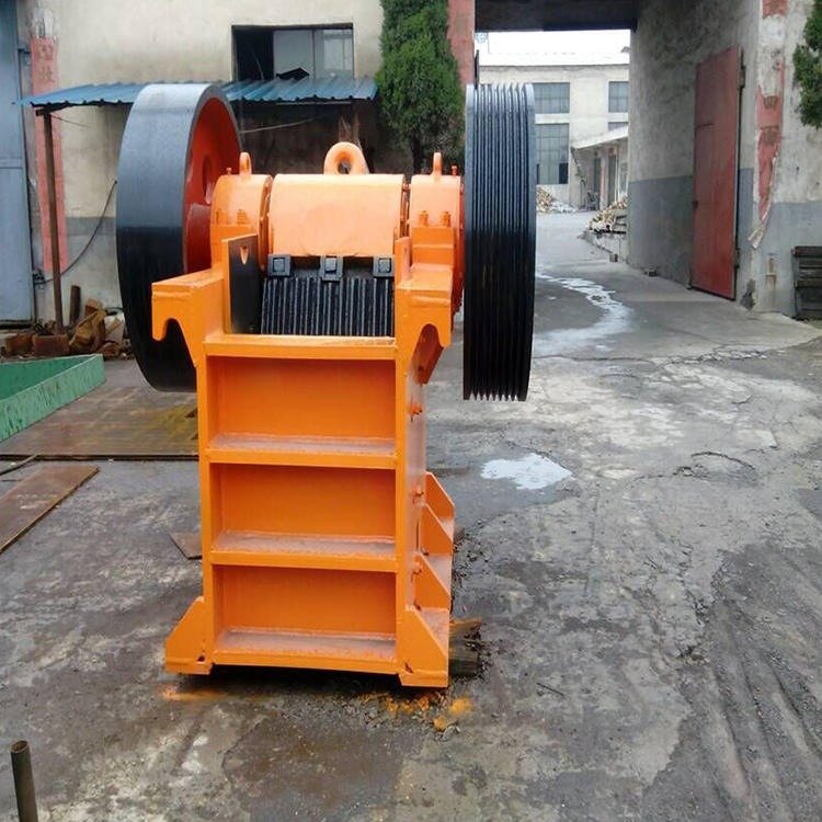 900x1200型深腔型鄂破机 煤块破碎机 矿山破碎机  郑州豫中机械