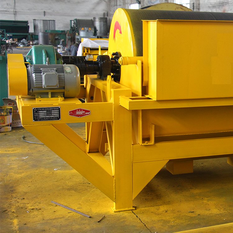 永磁磁选机 三星电磁  磁选设备  干粉强磁  磁场力度高