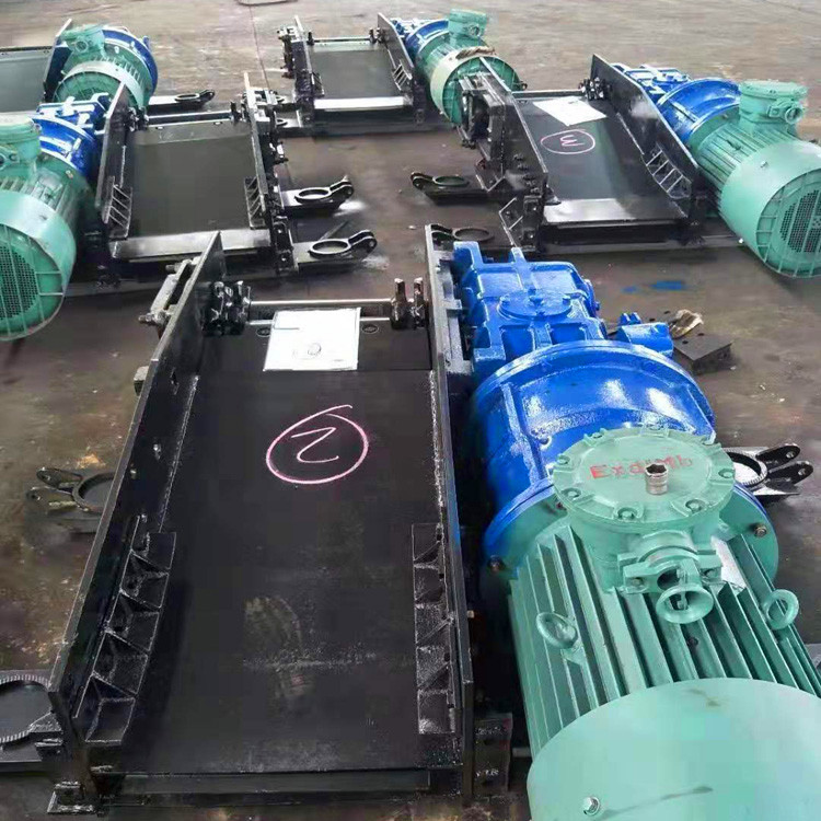 SGB620/40T型刮板输送机 水平捞渣机槽内运送散料通风性好