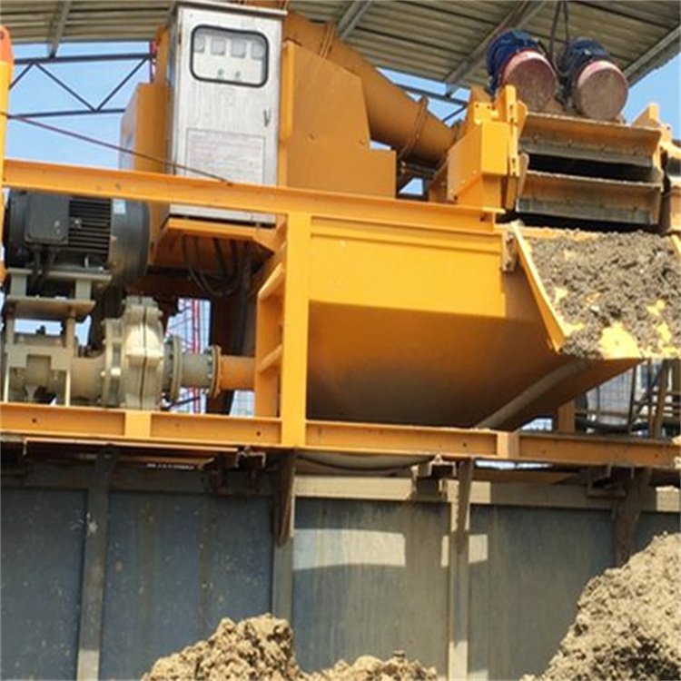 泥水分离机 3.5×2.0×2.45mm 振动筛采用聚氨酯筛网