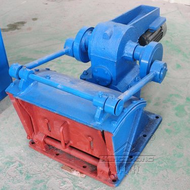 恒重振动摆式给料机 矿山专用送料设备300*300型号