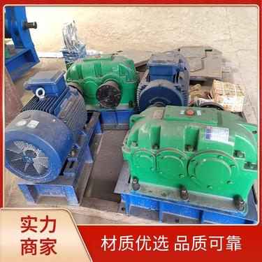 新力建材机械 矿石粉碎机器 2PGC双齿辊破碎机 适用多种物料 减少粉尘