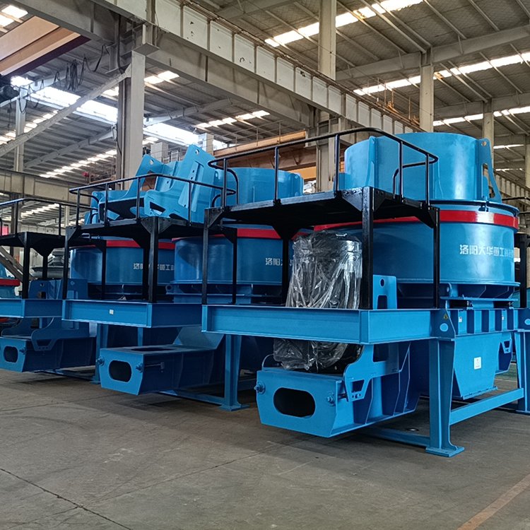 冲击式制砂机 用于玄武岩 花岗岩 鹅卵石制砂 产量高达500吨