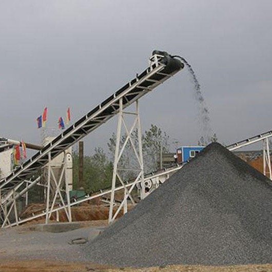 博之鑫移动式制砂机 反击式移动破站设备 移动锤式破机 冲击式移动破机 优质圆锥破移动破站