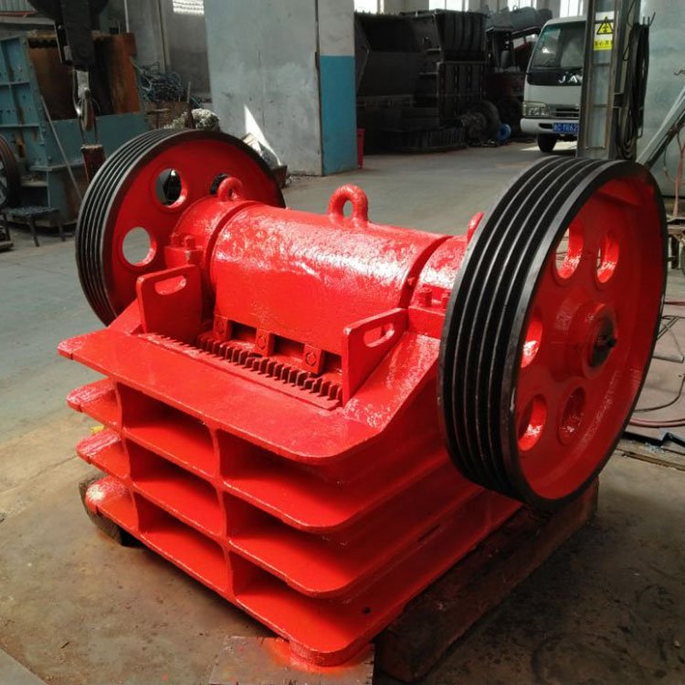 懋昌 细鄂式破碎机定制 混凝土颚式粉碎机 大型鹅卵石碎石机