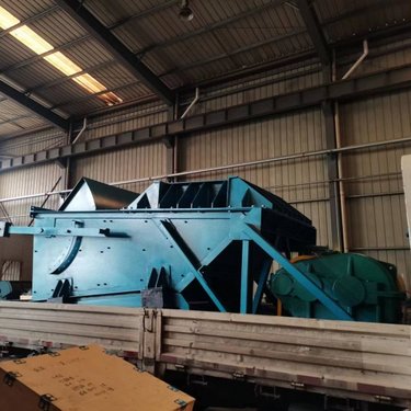 GLW1600/22/S自流式给煤机,往复式给料机配件供应