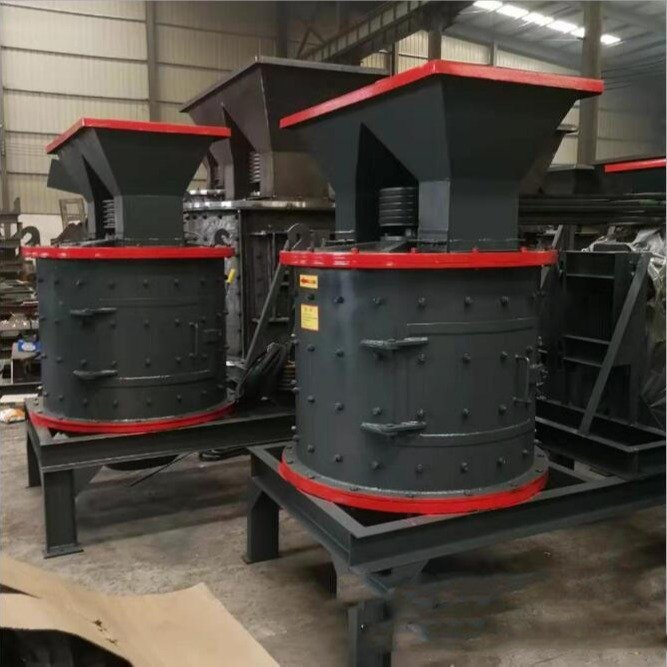 煤矸石复合式破机 博之鑫新型立式复合式破机 复合式制砂机设备 河卵石青石高硬度破机设备 立式板锤制砂机