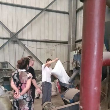 瑞泰多功能稻壳玉米饲料粉机 化工原料香料研磨机 干湿两用磨粉机