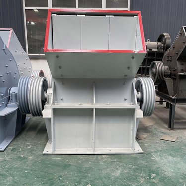 河卵石甩锤破碎机 可移动石头粉碎机 大锤头高产量制砂机