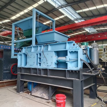 出料20-120目的制砂机 液压对辊破碎机 无易损件成品粒径调节方便