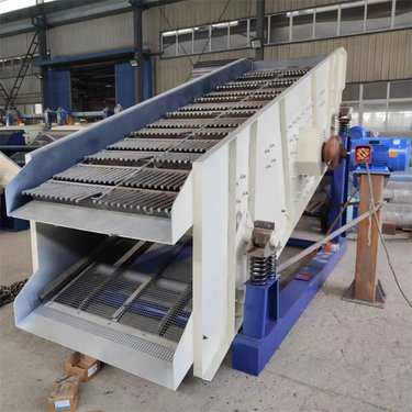 矿用振动筛 煤炭块分选设备 大型直线筛 超英厂家