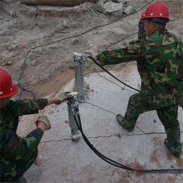 电动液压劈裂棒 4KW岩石劈裂机 矿山开采劈裂枪