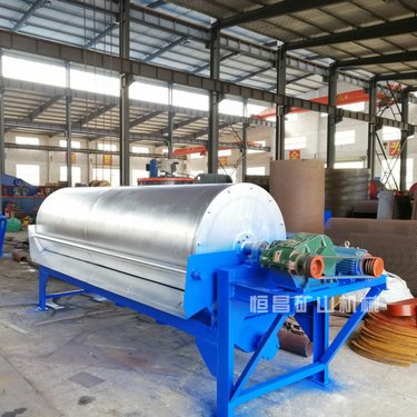 大型磁选机永磁半逆流强磁除铁器赤铁矿选矿机