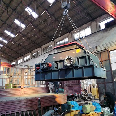 辉绿岩对辊制砂机 铜矿石破碎机 双辊碎石机 金联机械