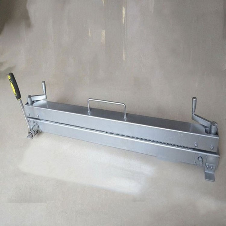 皮带切割机能任意切割不同厚度和高度的PVG和PVC输送带