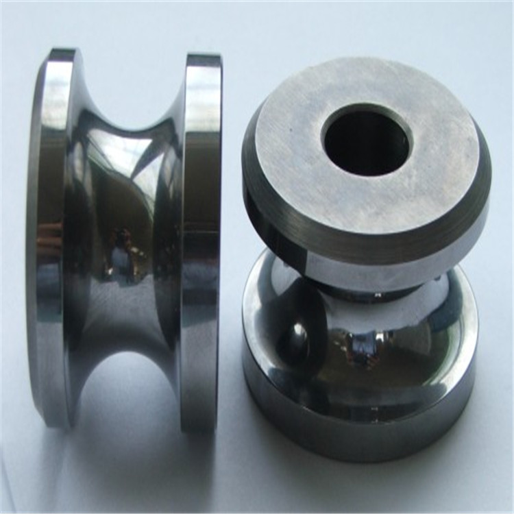 住友可订制高耐磨硬质合金管套钨钢板长条单直孔圆棒成分硬度性能