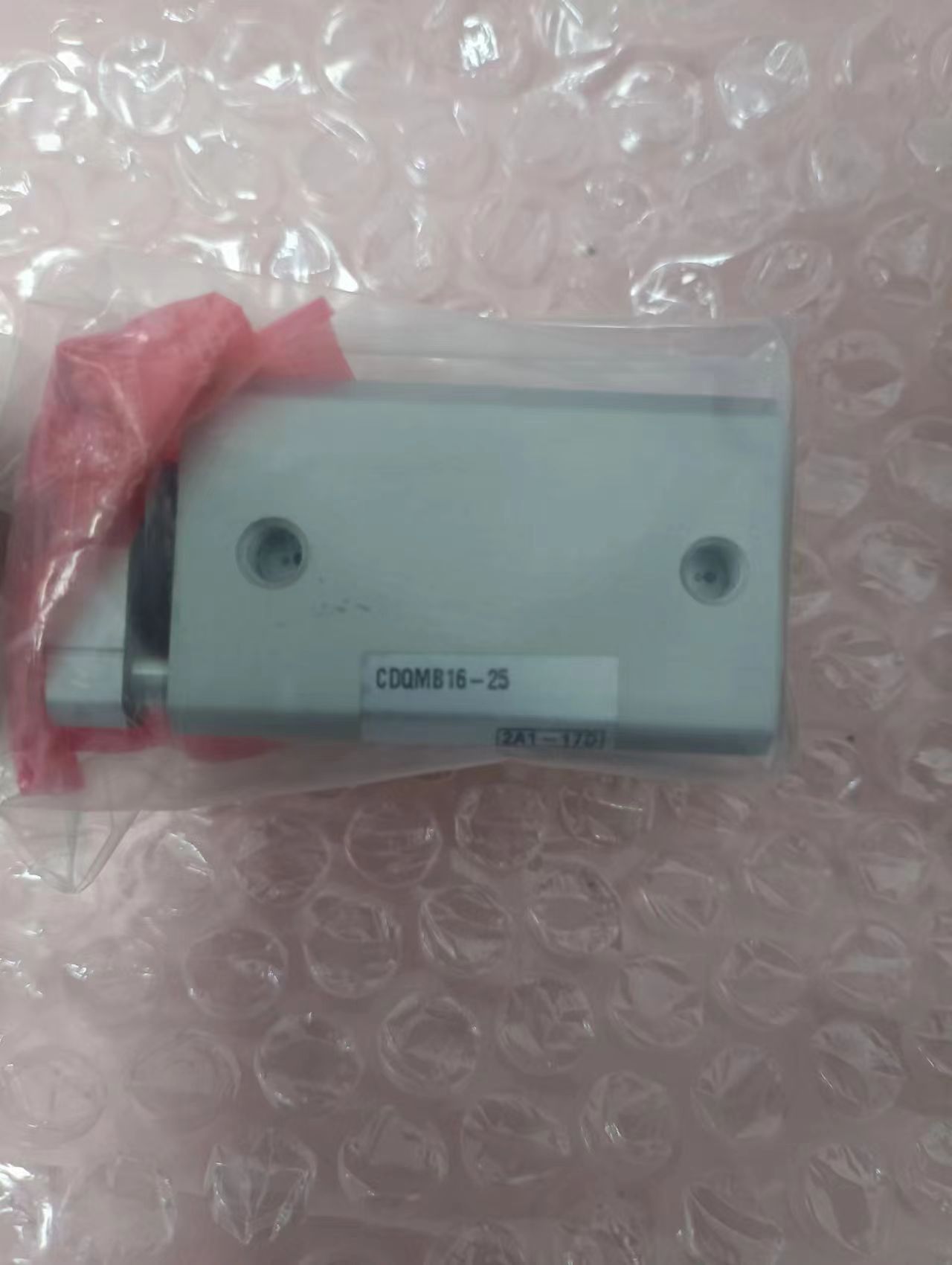 日本SMC 薄型气缸/导杆型 CDQMB16-25【江崎】中部地区办事处周生