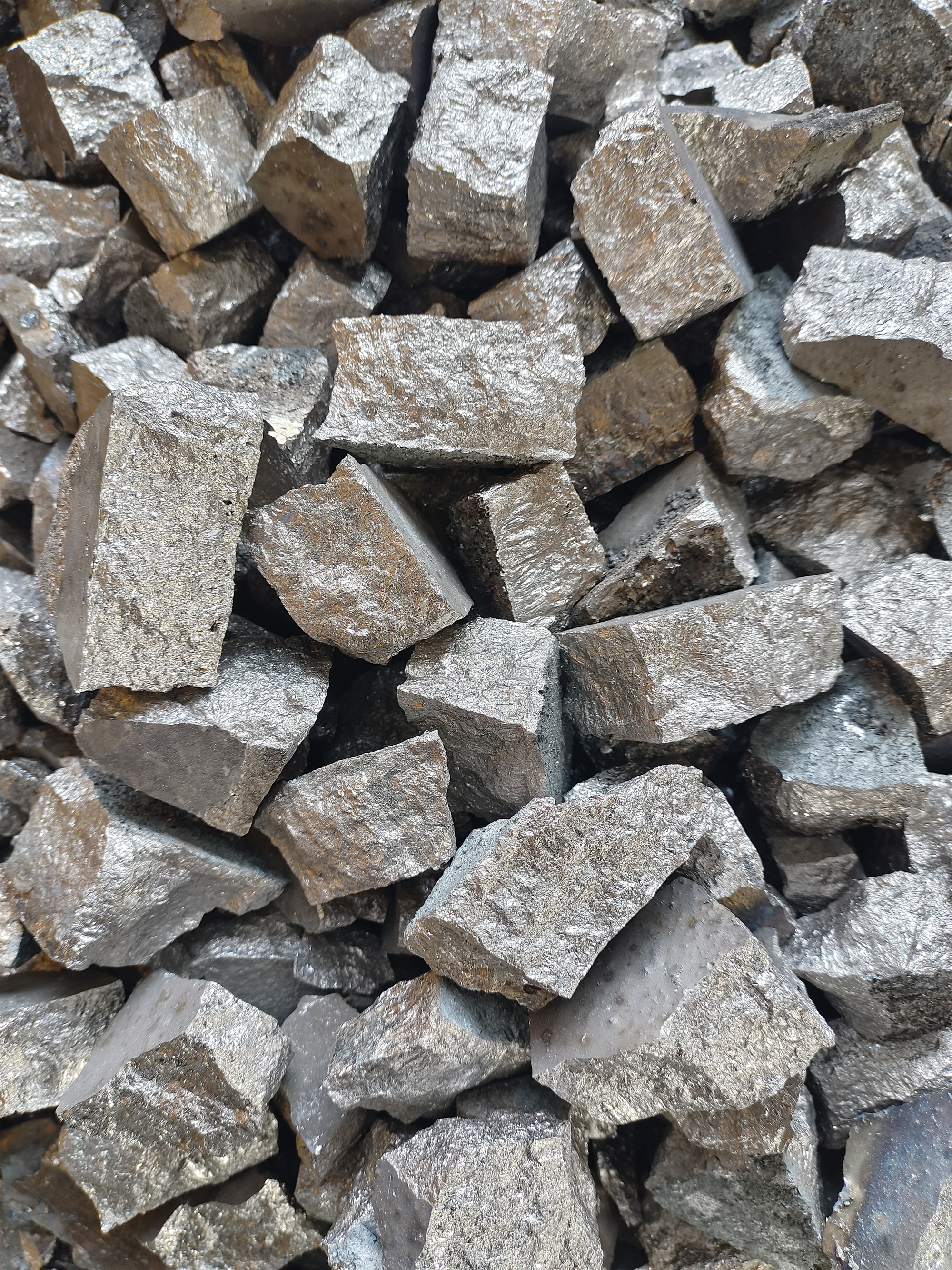 龙钇供应铜基稀土中间合金 高校实验用 可按尺零切