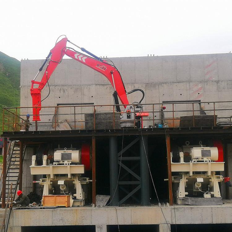 元征行矿山用液压破锤B630