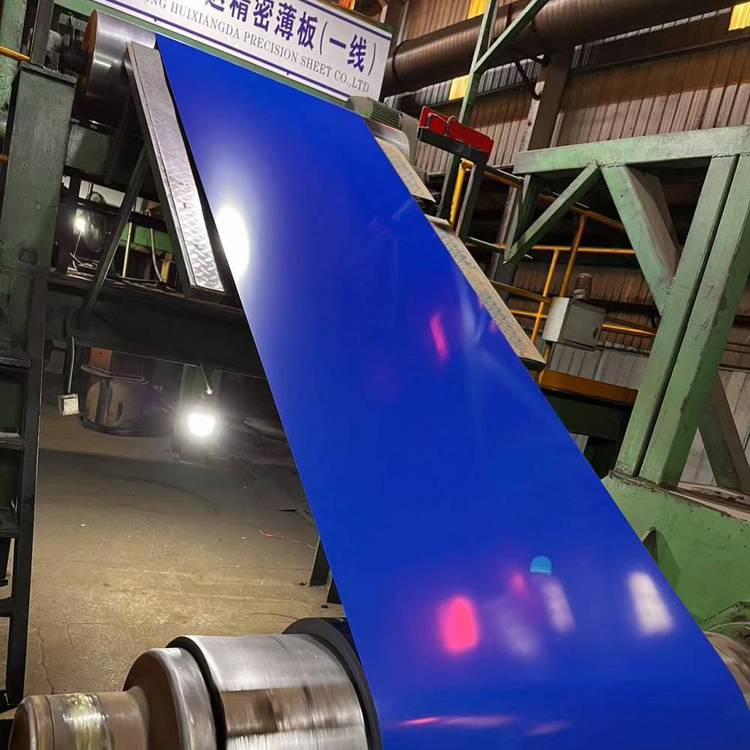 蓝色镀锌彩涂卷，足锌层和漆膜波浪瓦，发货及时品质可靠