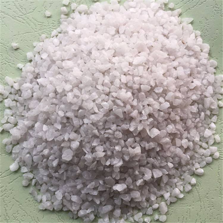 防腐除锈石英砂 硬度高 粉尘少 耐酸耐碱性能强 多介质过滤器