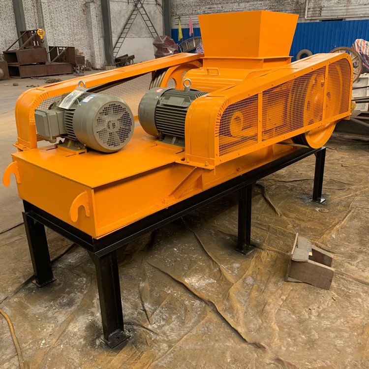 碳化硅石锤式破机高产量辉绿岩辊式石机运转稳定煊力隆机械