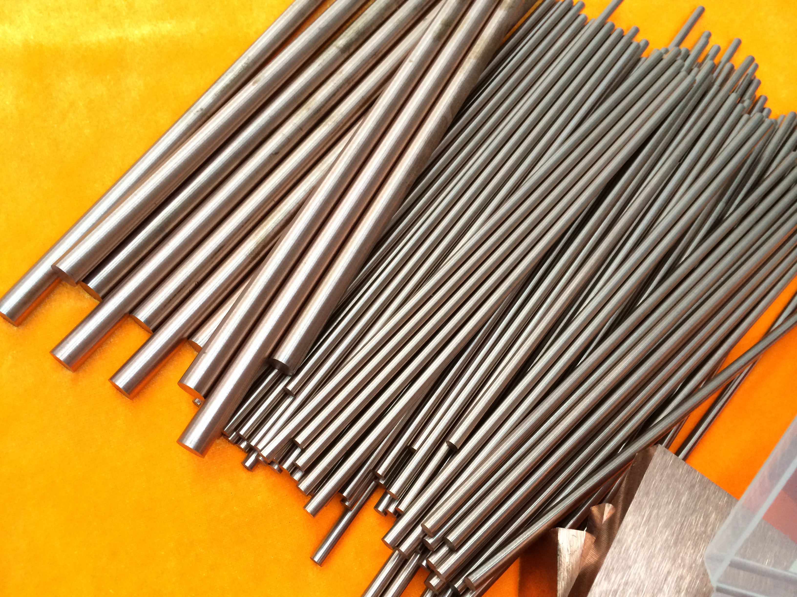 进口CLASS 12精磨钨铜棒 电极纯钨棒 钨铜电触头定制