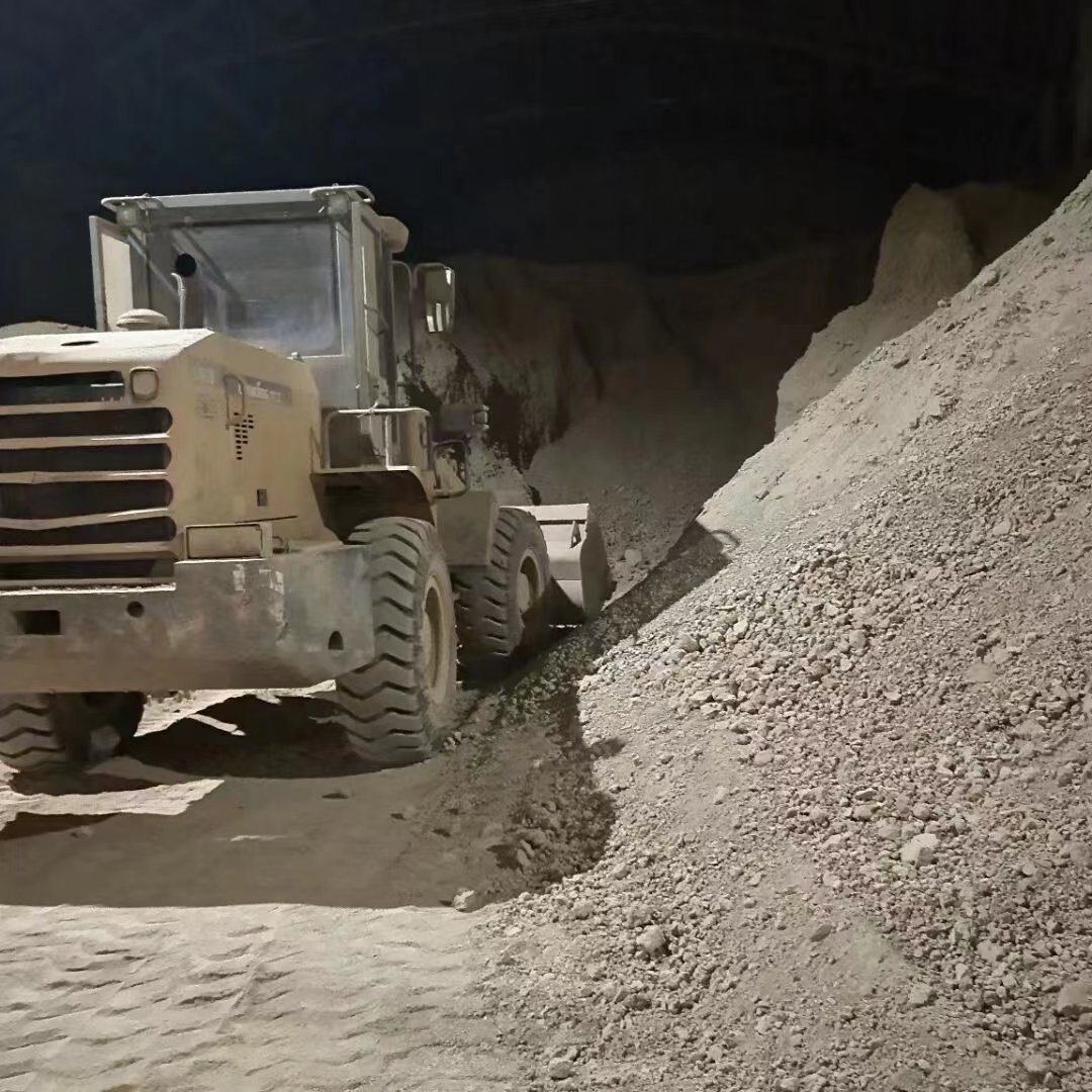 涂料膨润土生产厂家 打桩用钠基膨润土粉 土壤改良蒙脱石粉