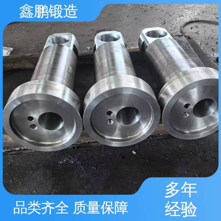 鑫鹏 千锤百炼 经得起检验 锻件 锻造 坚固可靠 金属的坚韧与精确