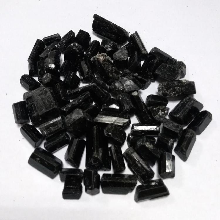 黑碧玺原石颗粒 柱状黑色电气石矿物 水晶 工艺 华朗矿业