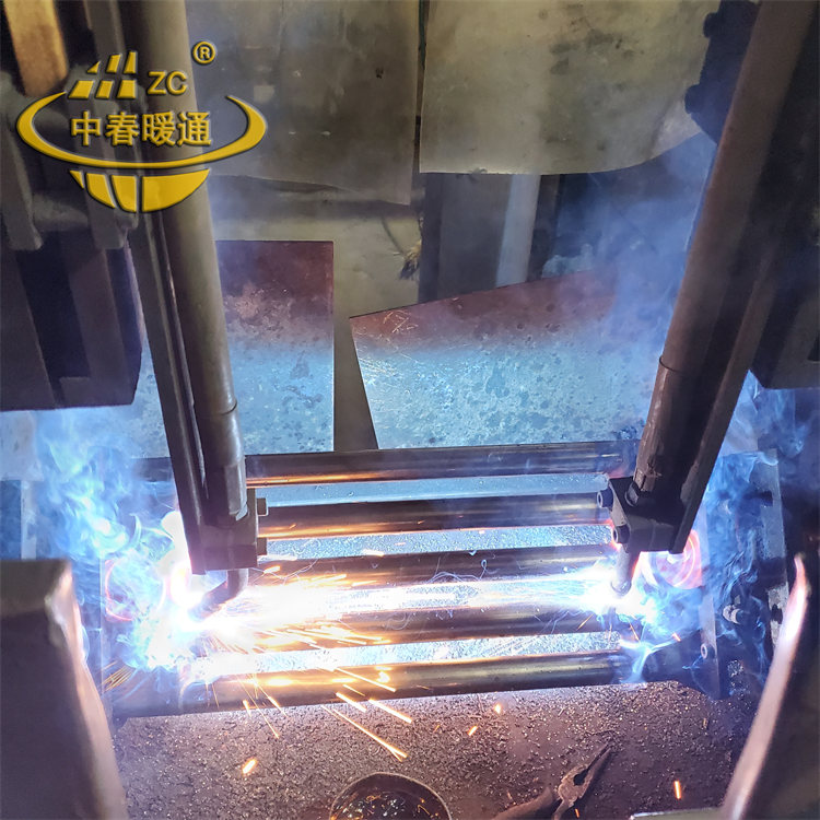 厂家供应工业钢五柱散热器 gz509家用水暖散热片图片