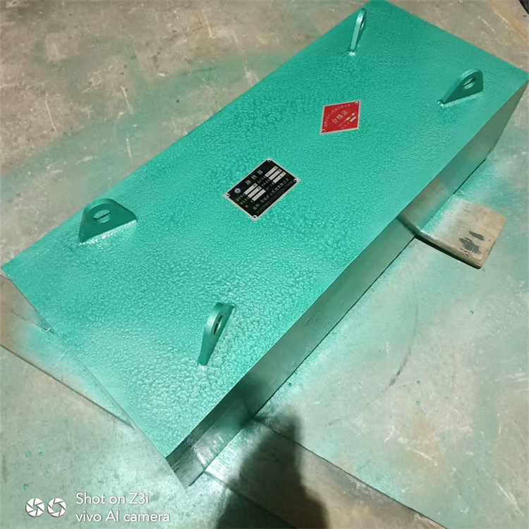 悬挂式强磁永磁除铁器 华临 选铁设备 效果稳定