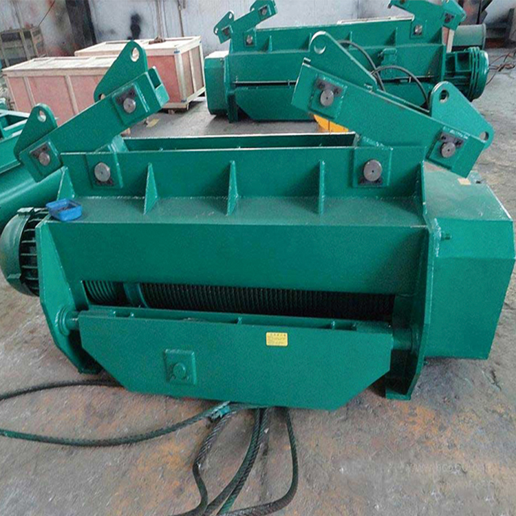 SH系列钢丝绳电动葫芦传动效率高，噪音低，结构紧凑，省略中间轴